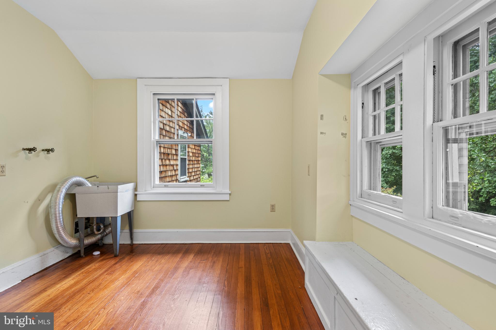 NORTH WAYNE - Residential