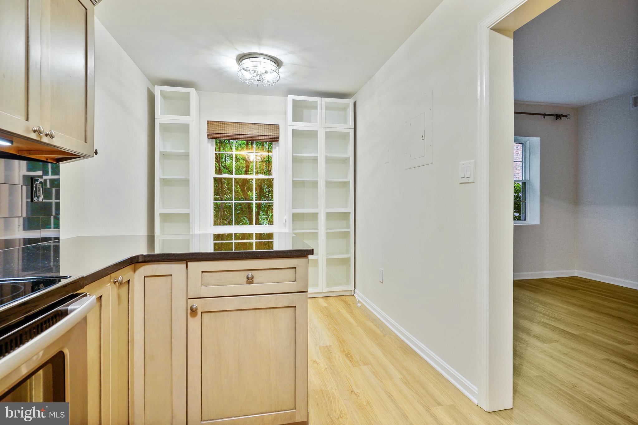 COLONIAL VILLAGE - Residential Lease