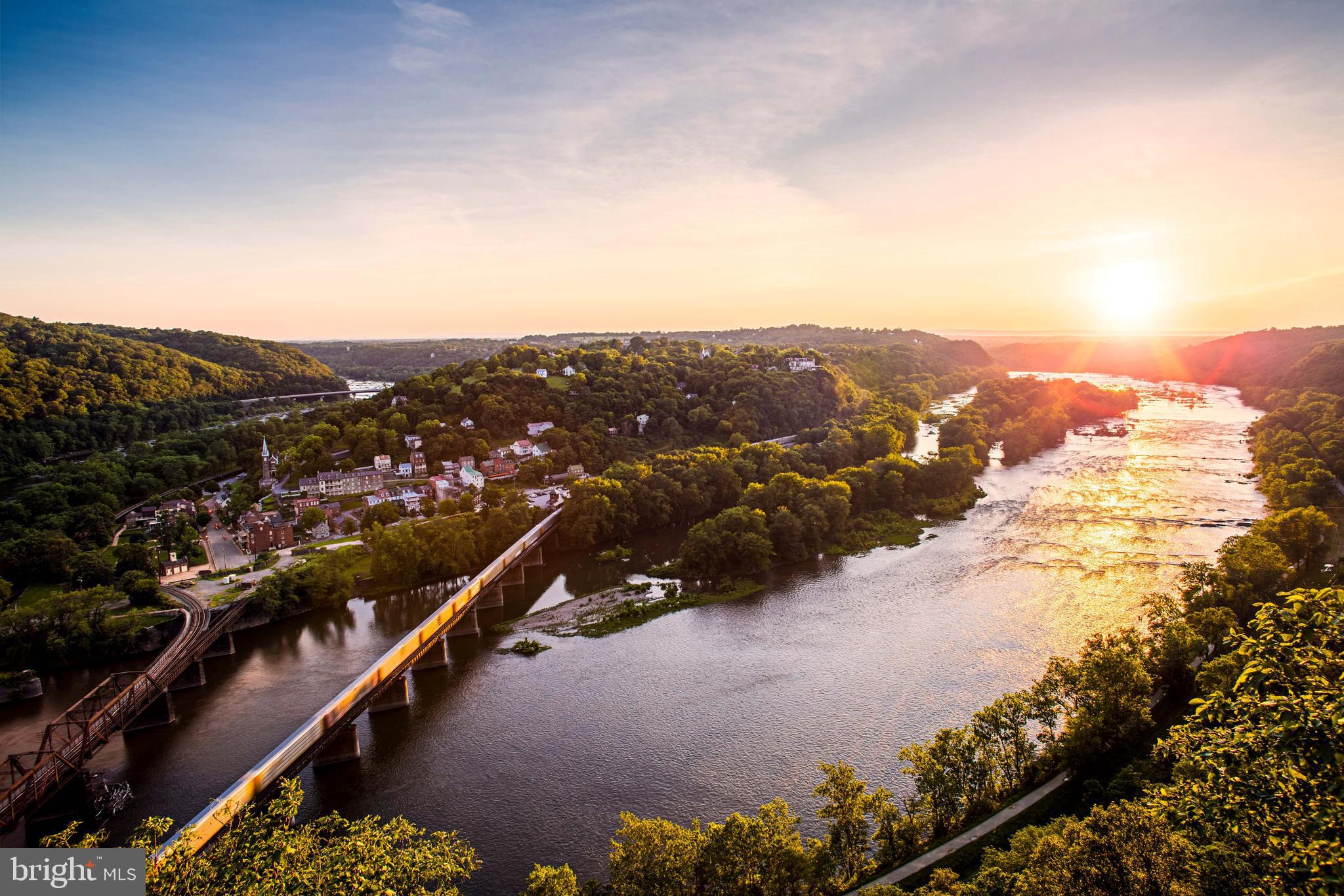 SHENANDOAH SPRINGS - Residential