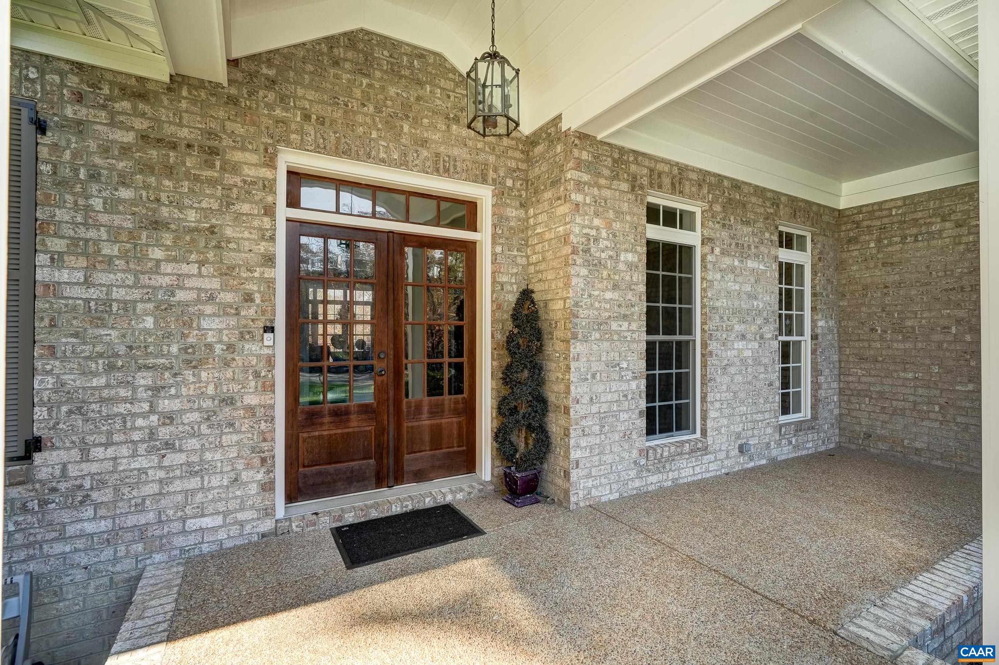 LAMBERT POINT - Residential