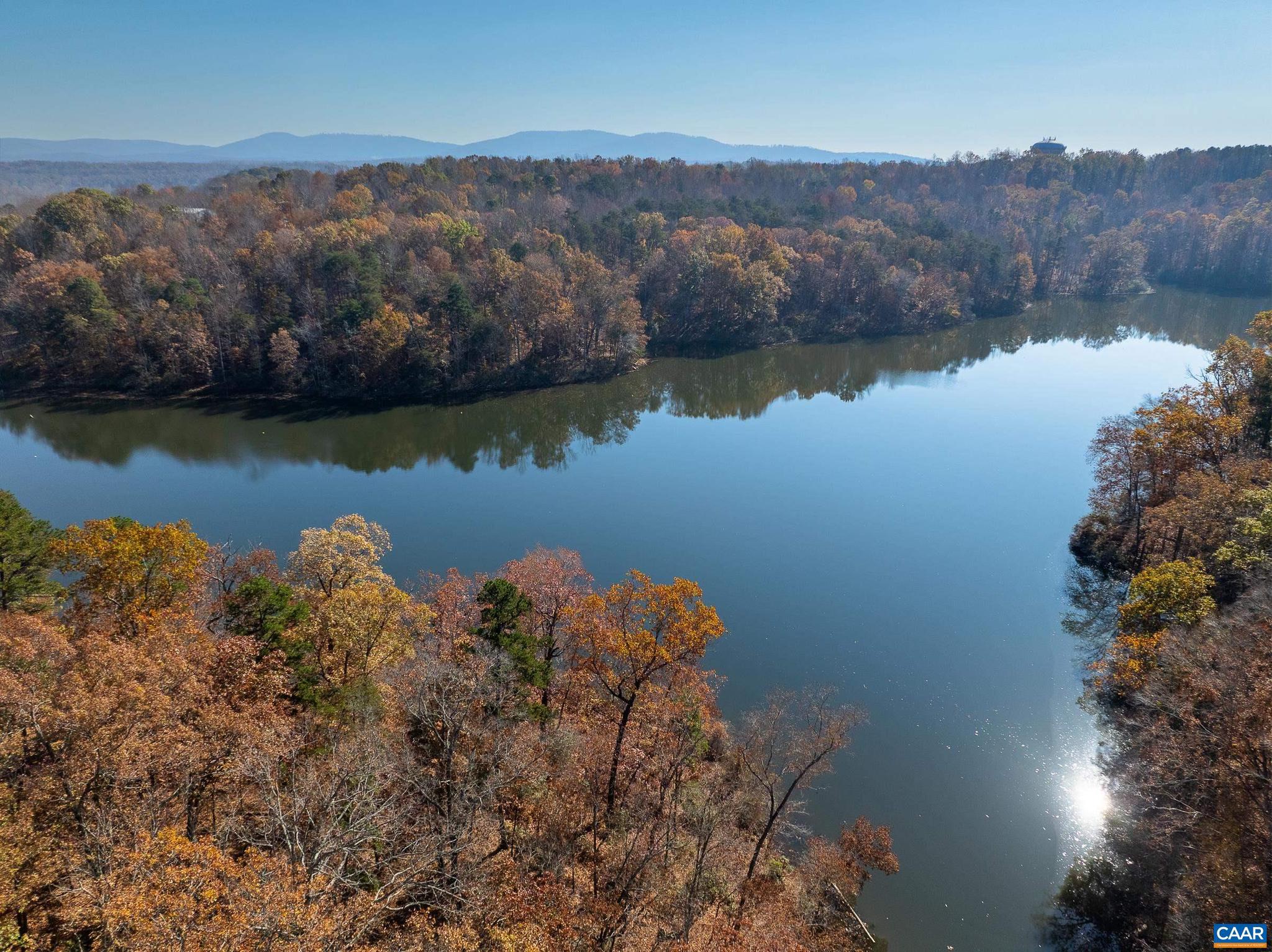 LAMBERT POINT - Residential