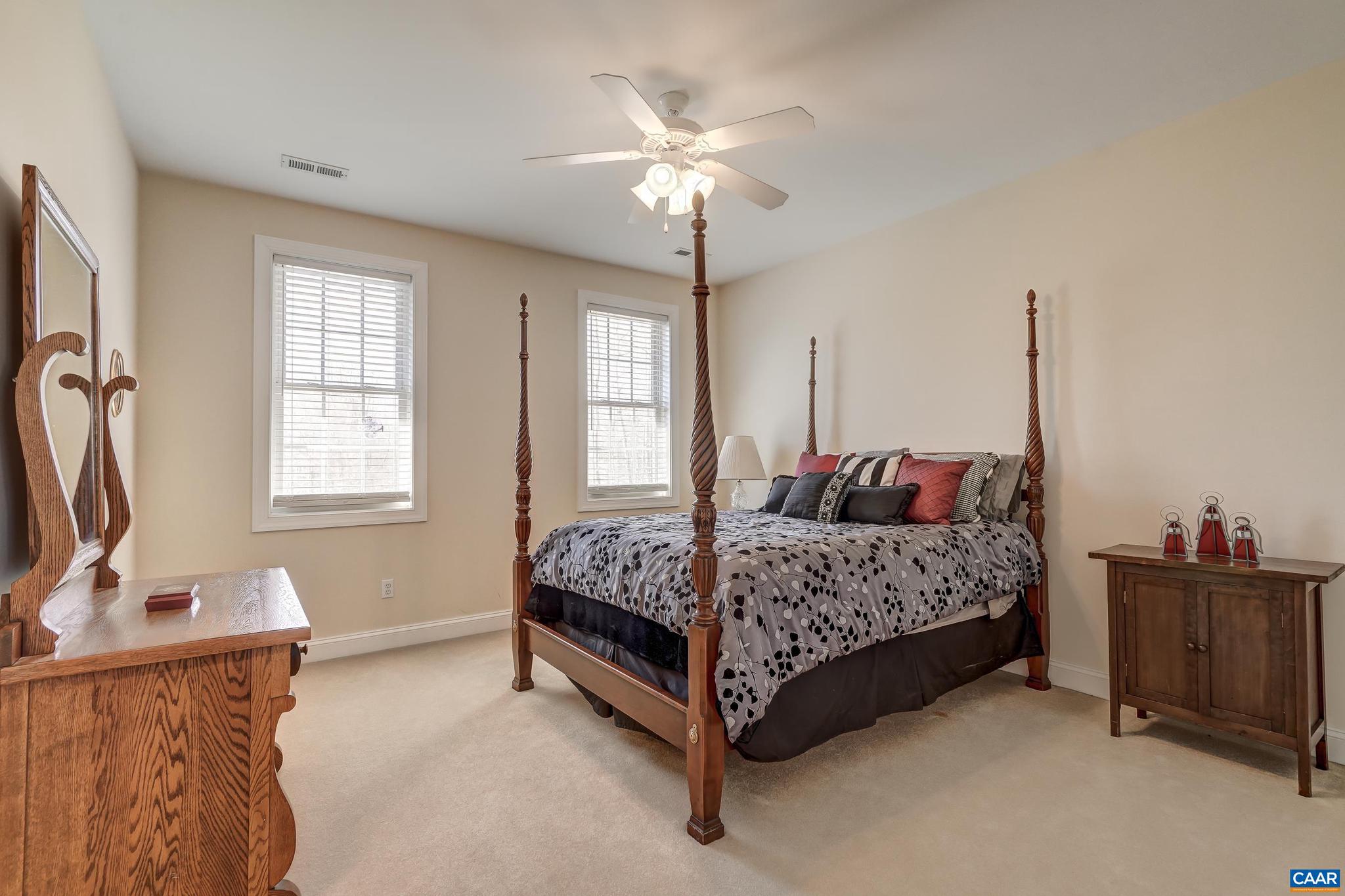 LAMBERT POINT - Residential