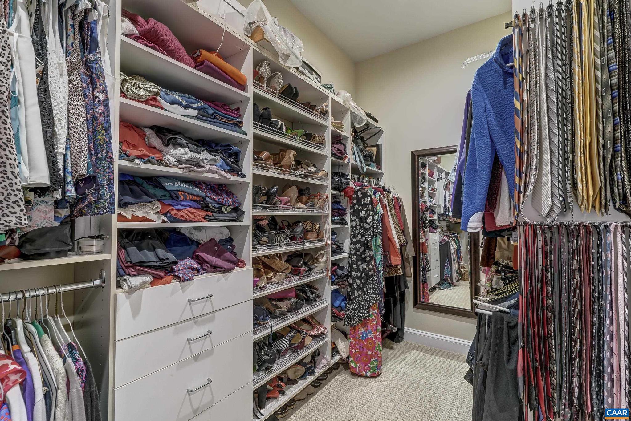 LAMBERT POINT - Residential