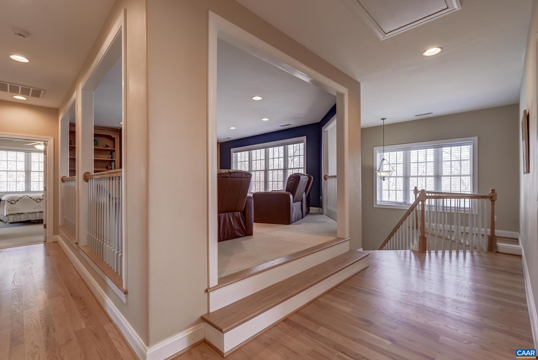 LAMBERT POINT - Residential