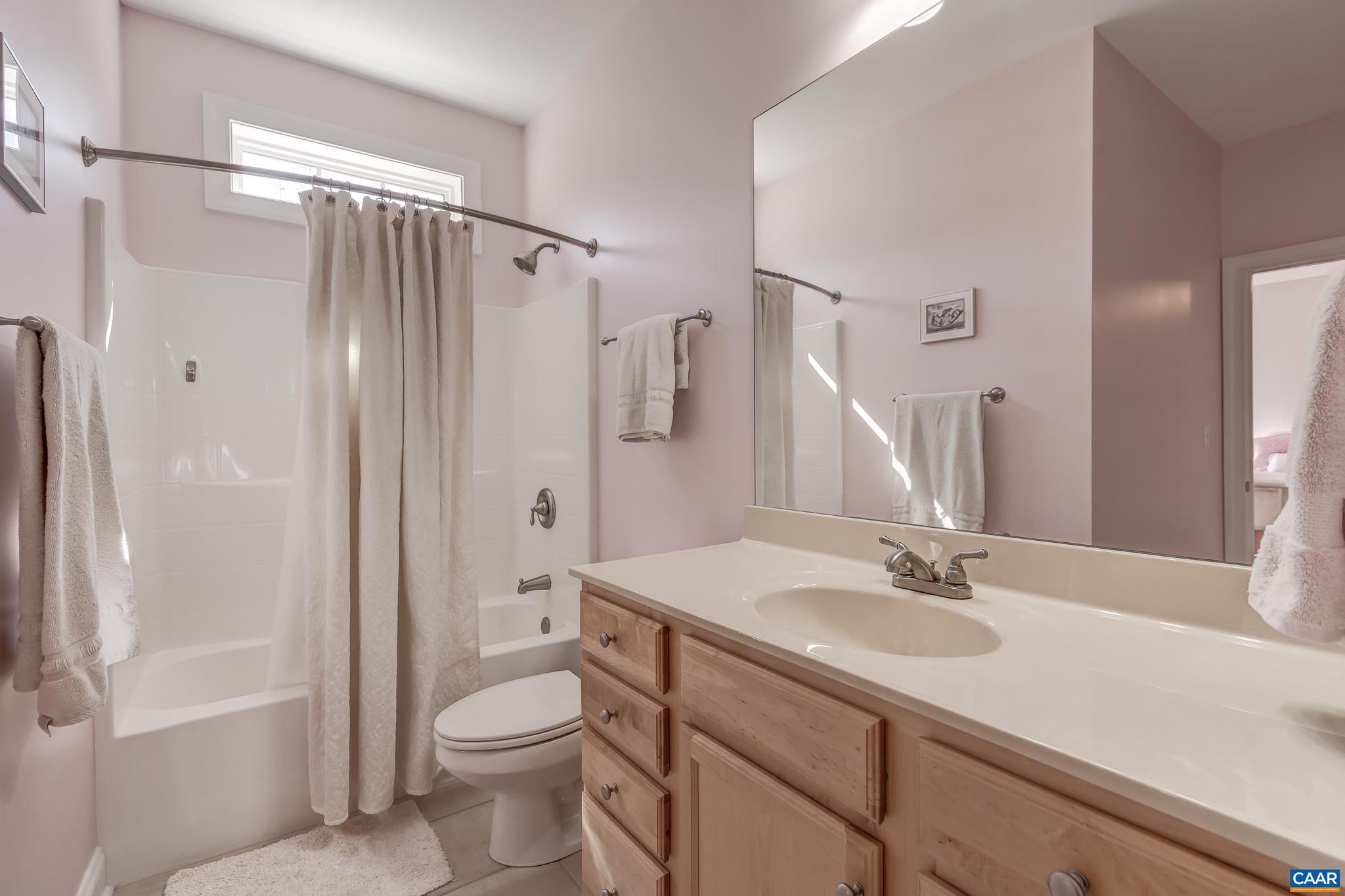 LAMBERT POINT - Residential