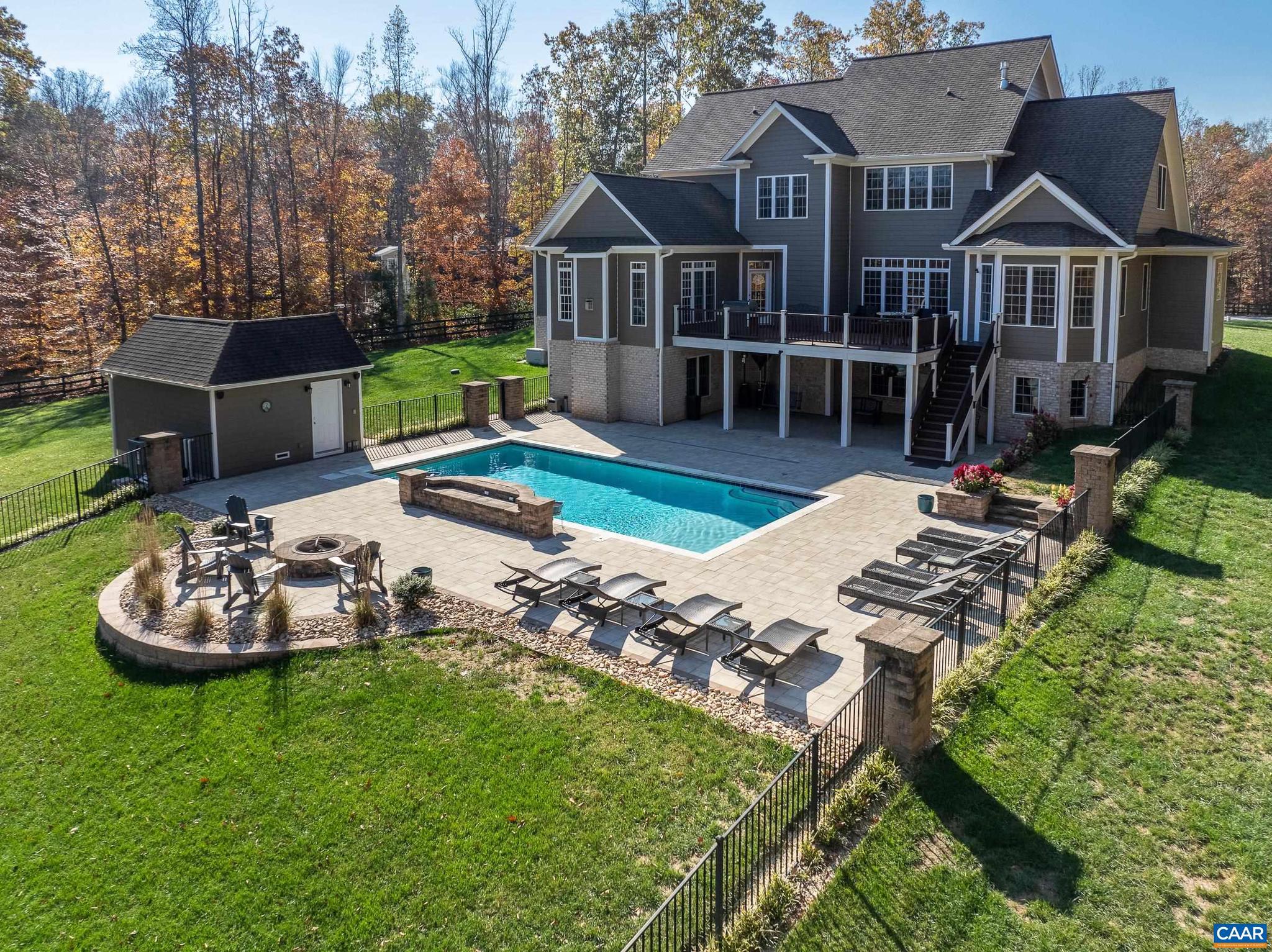 LAMBERT POINT - Residential