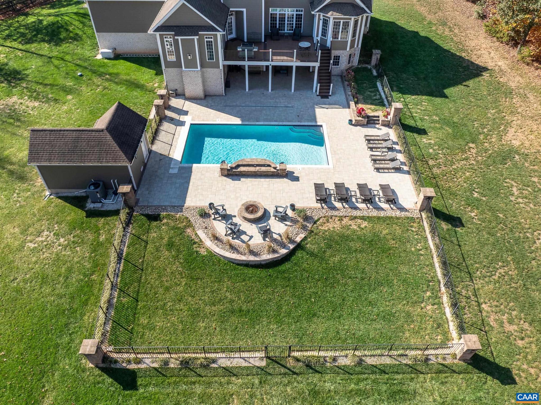 LAMBERT POINT - Residential