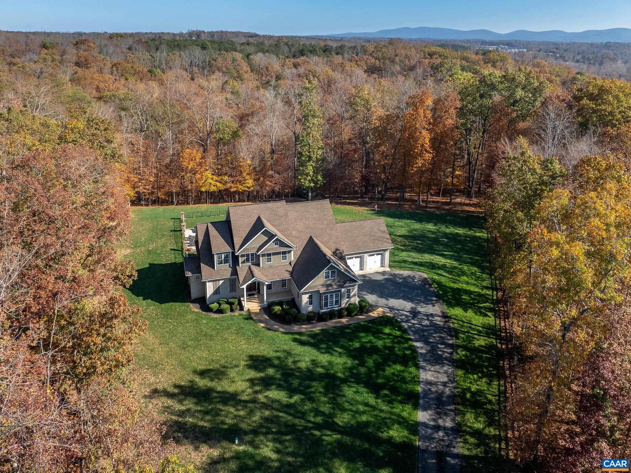 LAMBERT POINT - Residential
