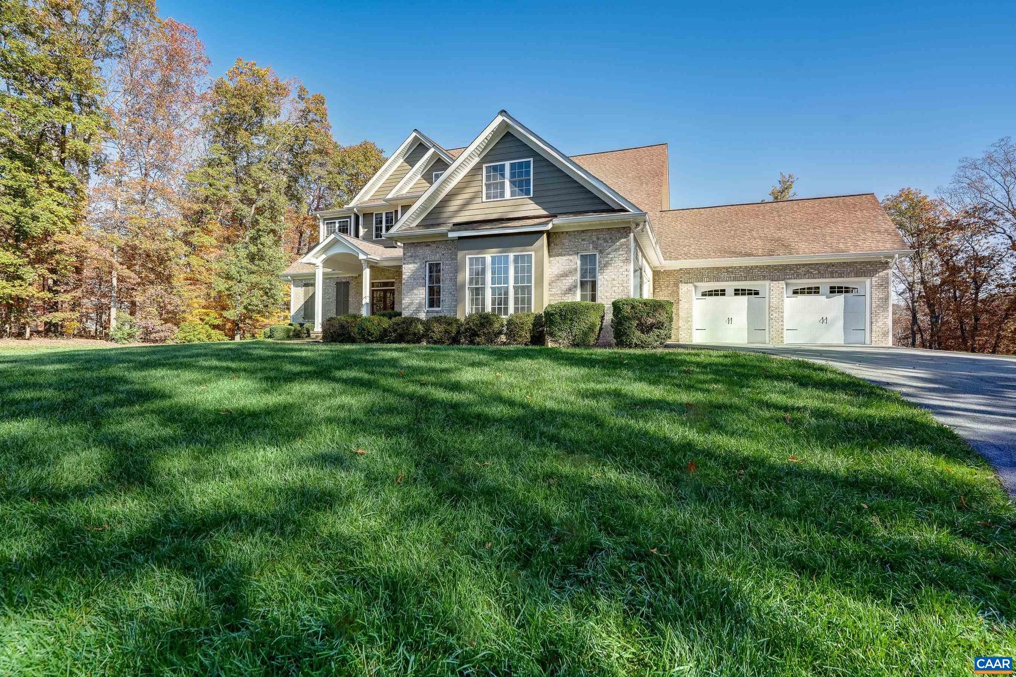 LAMBERT POINT - Residential