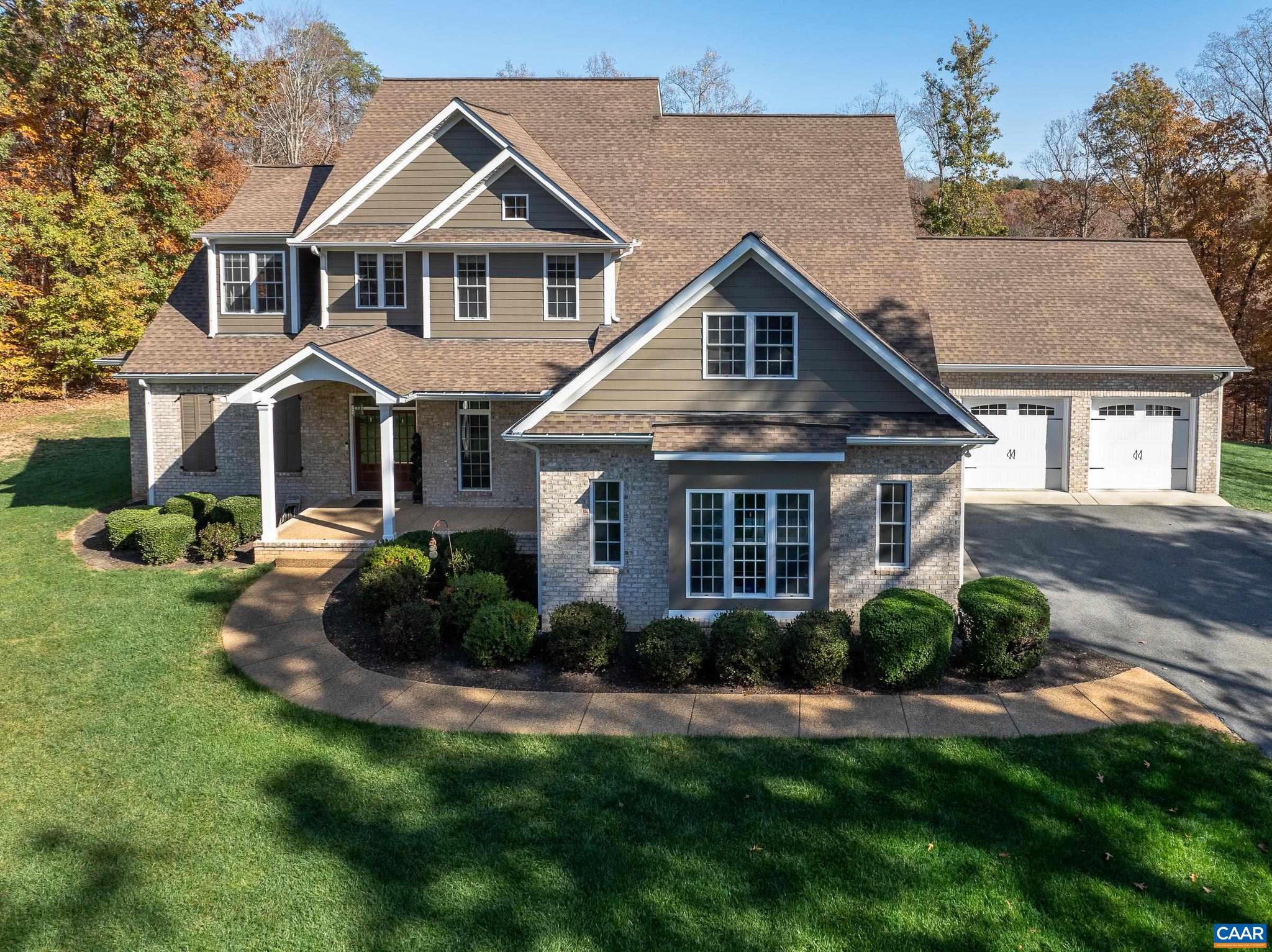 LAMBERT POINT - Residential