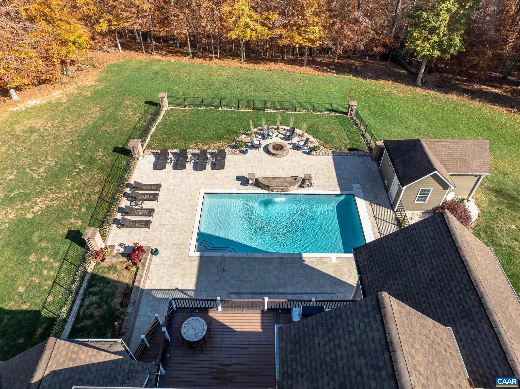 LAMBERT POINT - Residential