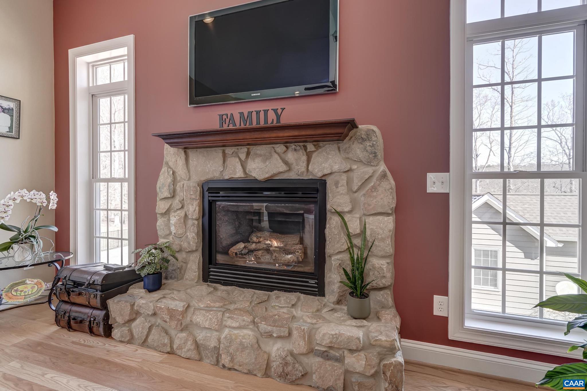 LAMBERT POINT - Residential