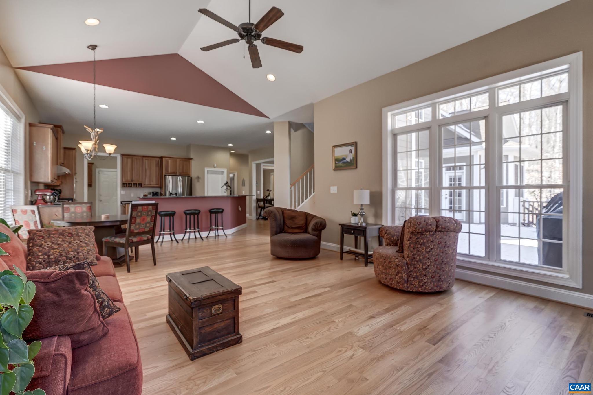 LAMBERT POINT - Residential