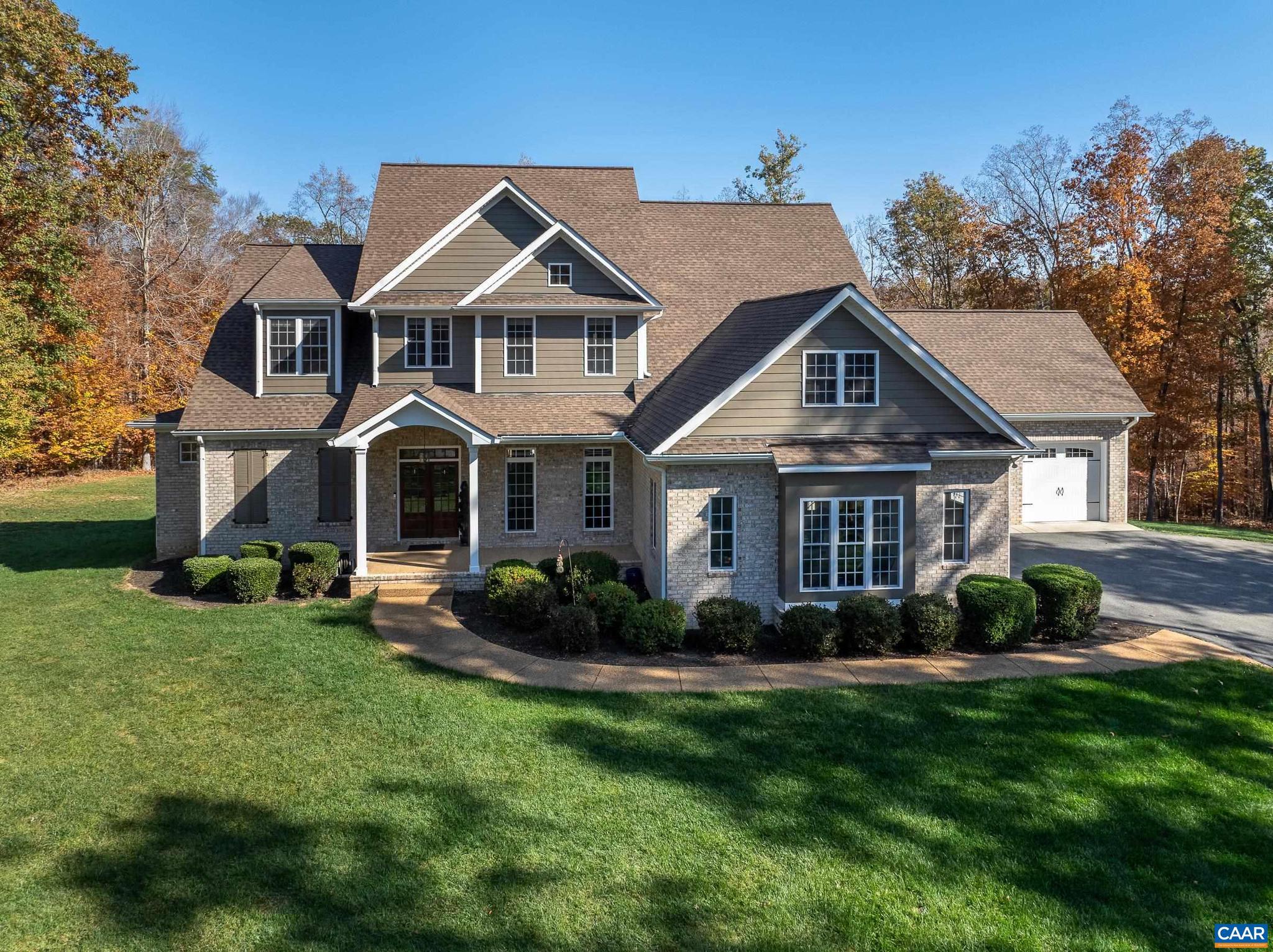 LAMBERT POINT - Residential