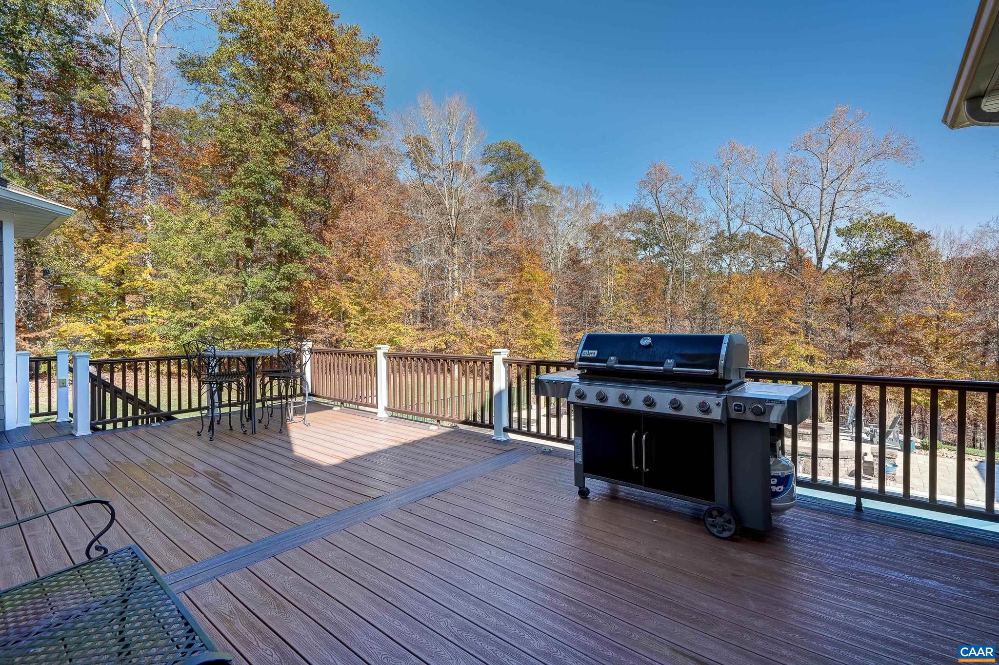 LAMBERT POINT - Residential