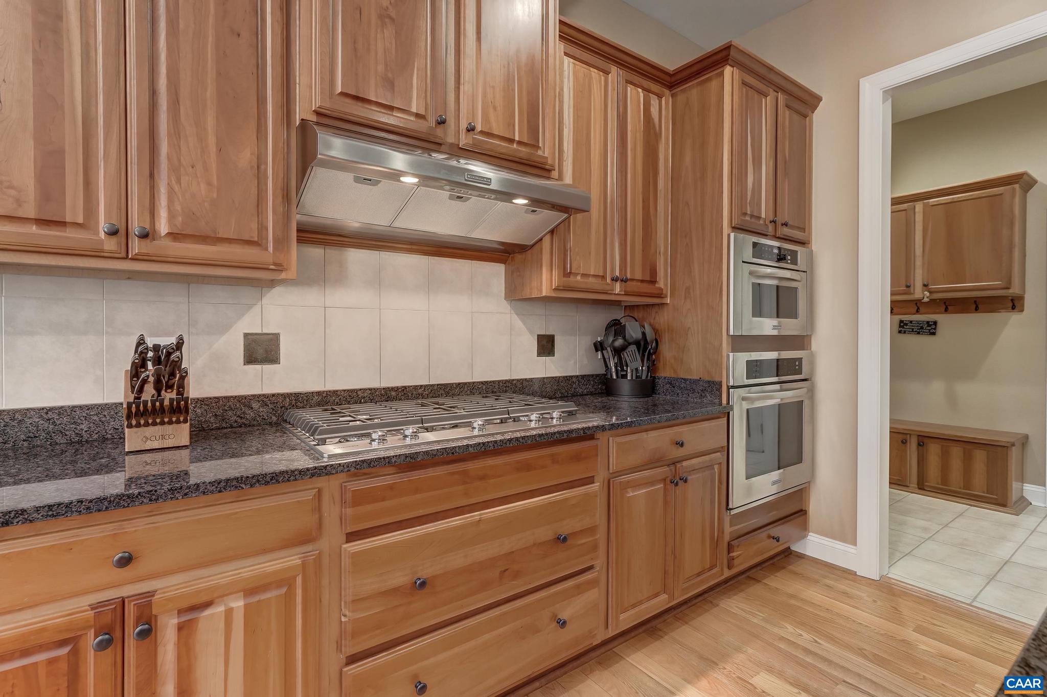 LAMBERT POINT - Residential