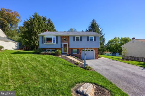 Photo of 3807 PINE HILL DR, COLUMBIA, PA 17512 (MLS # PALA2041988)