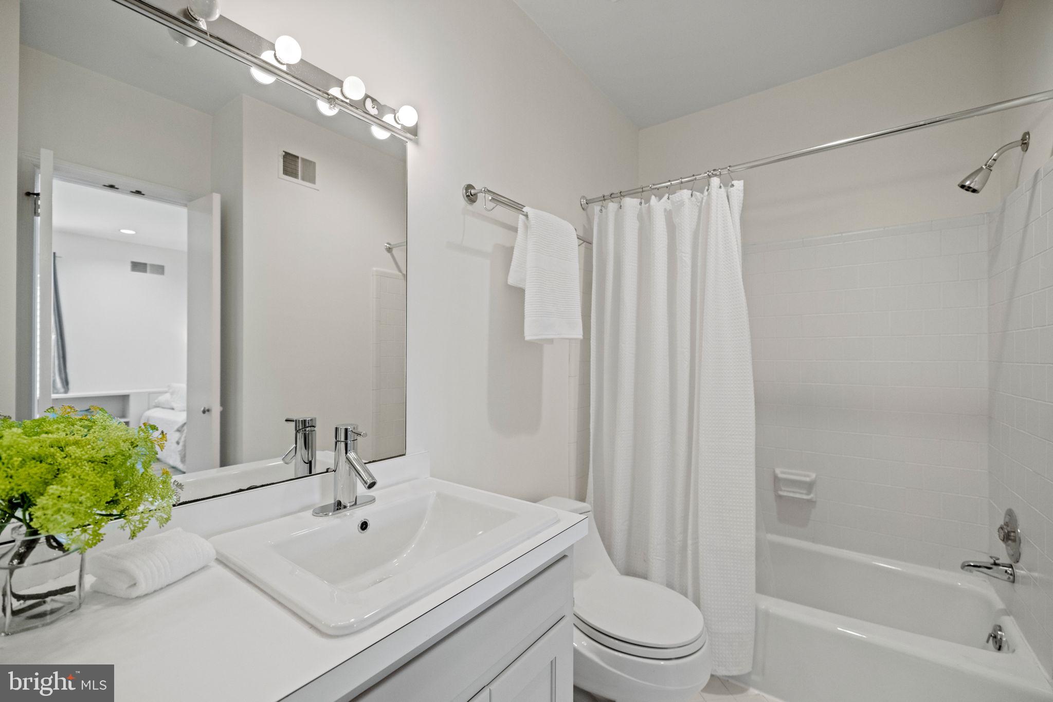 POTOMAC STATION - Residential