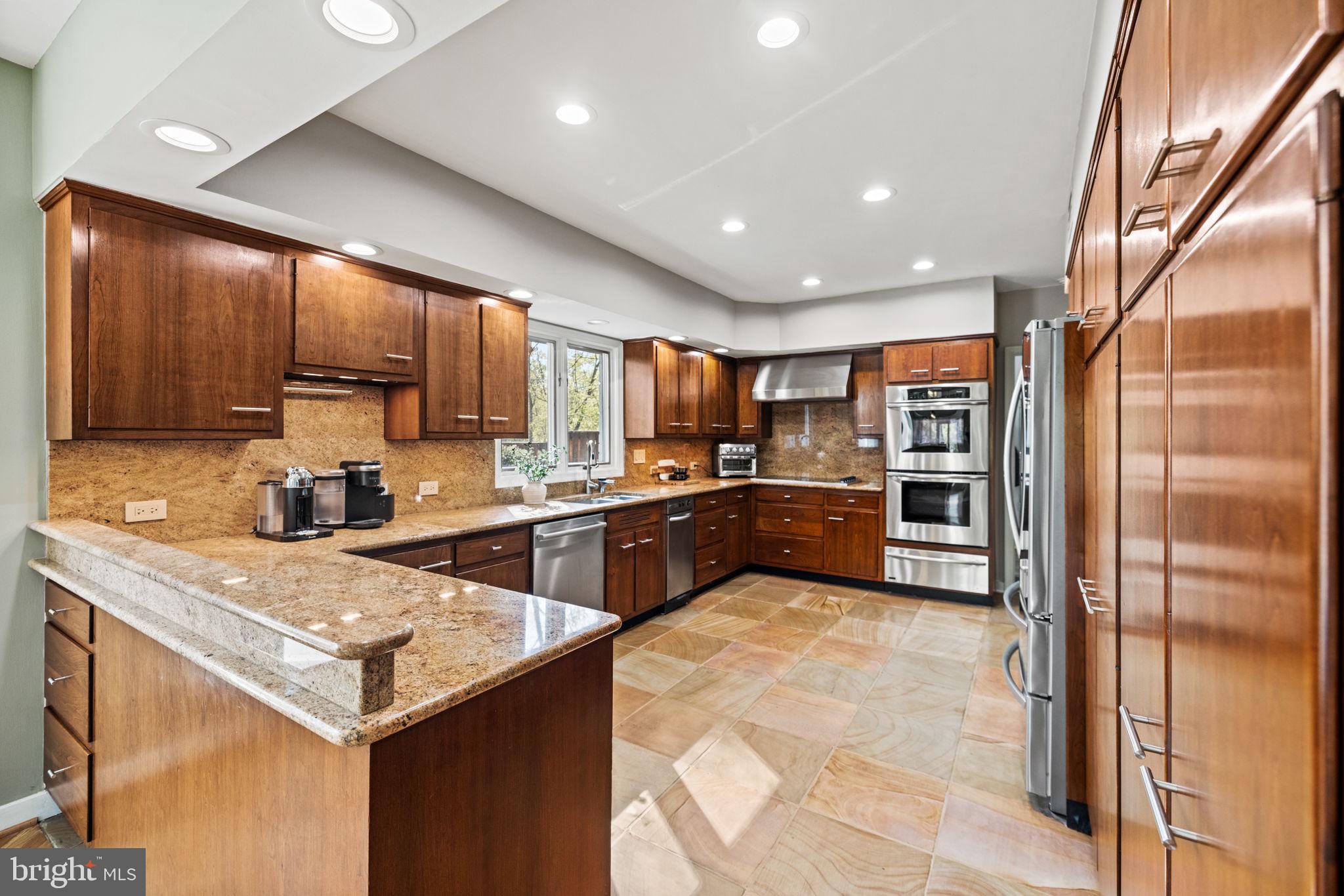 POTOMAC STATION - Residential