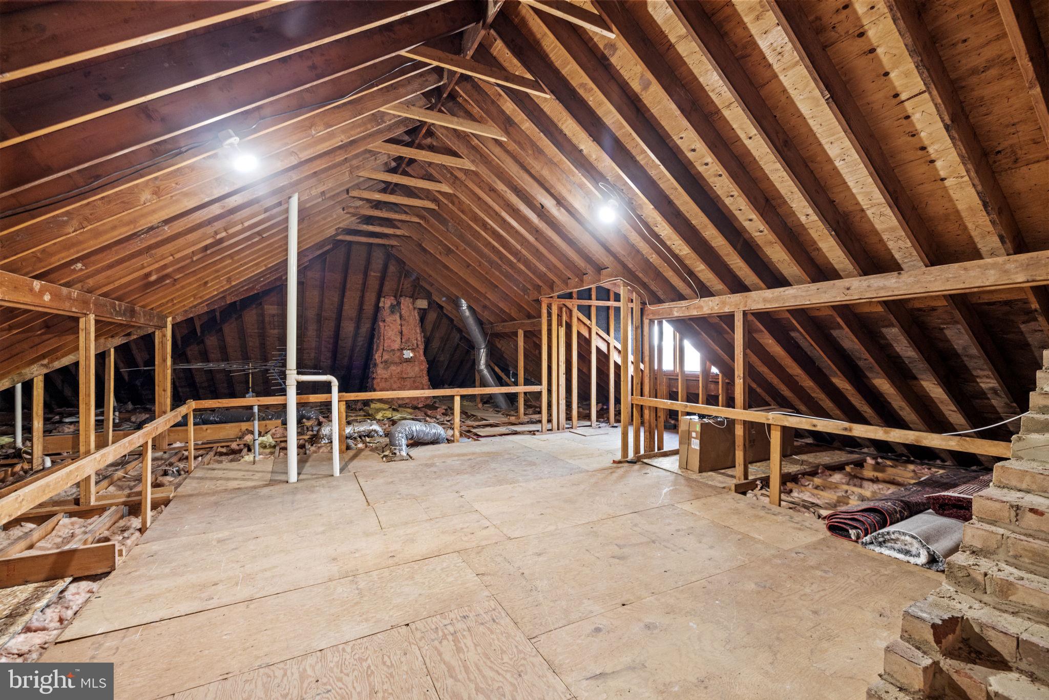 POTOMAC STATION - Residential