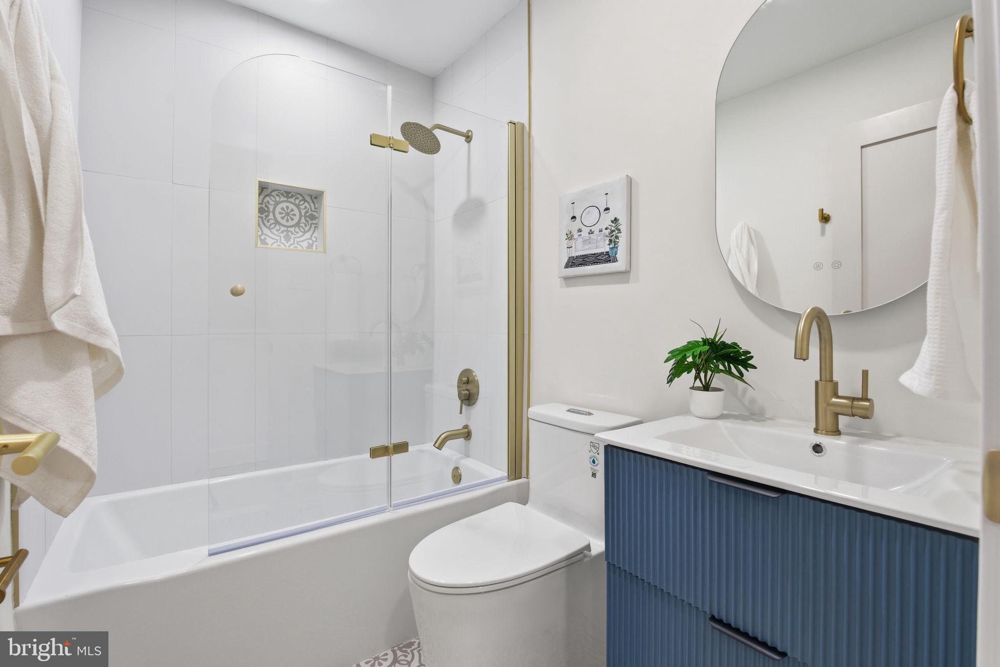 HAMPSTEAD VALLEY - Residential