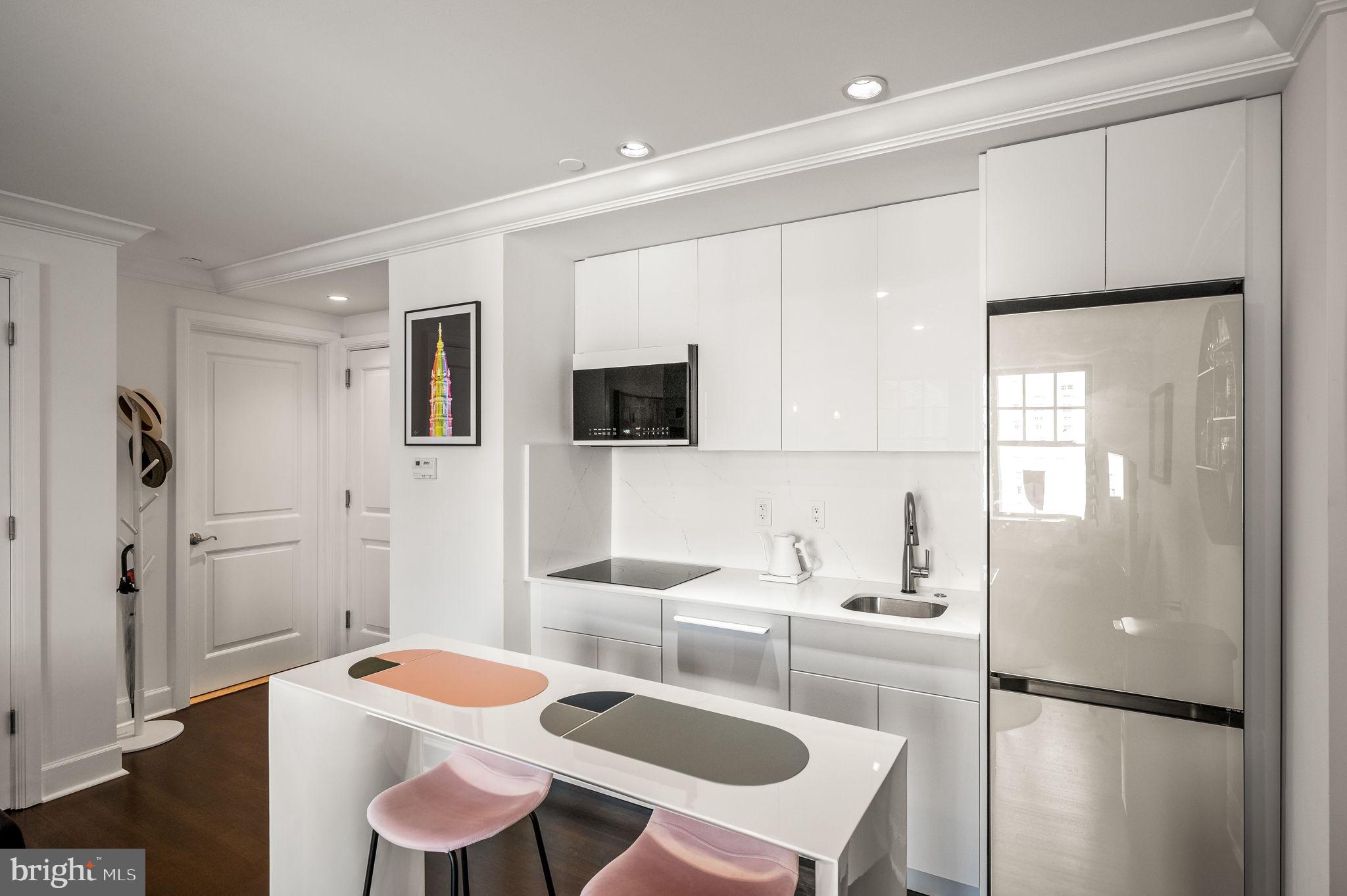 RITTENHOUSE SQUARE - Residential