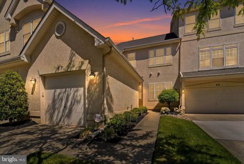 Condo For Sale - 67 Buckingham Place<br/> CHERRY HILL, NJ 08003