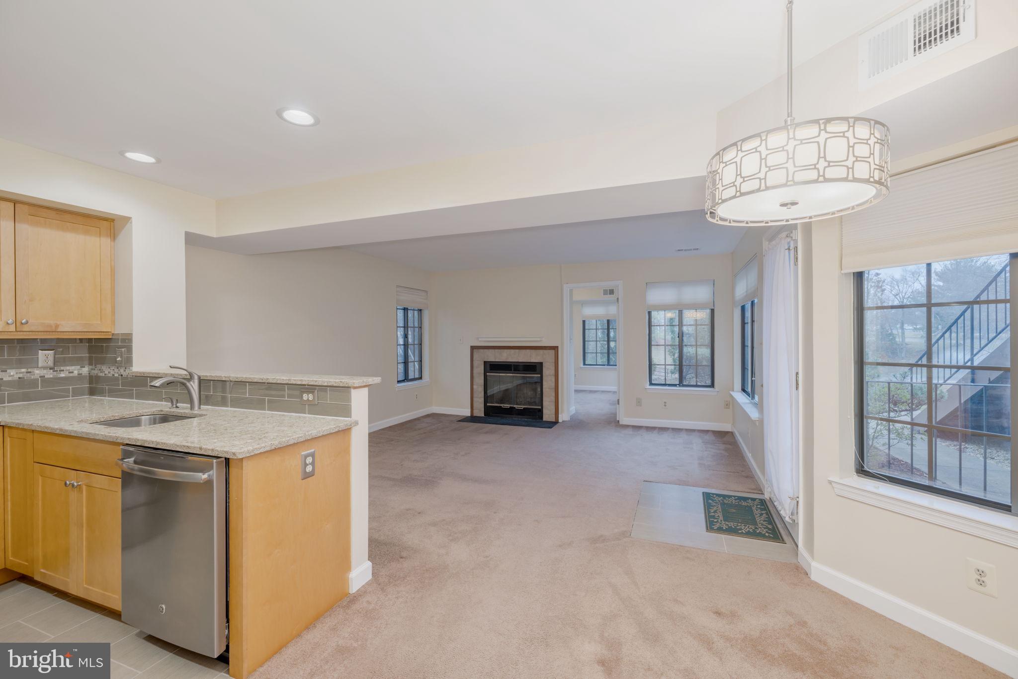 MANCHESTER LAKES - Residential