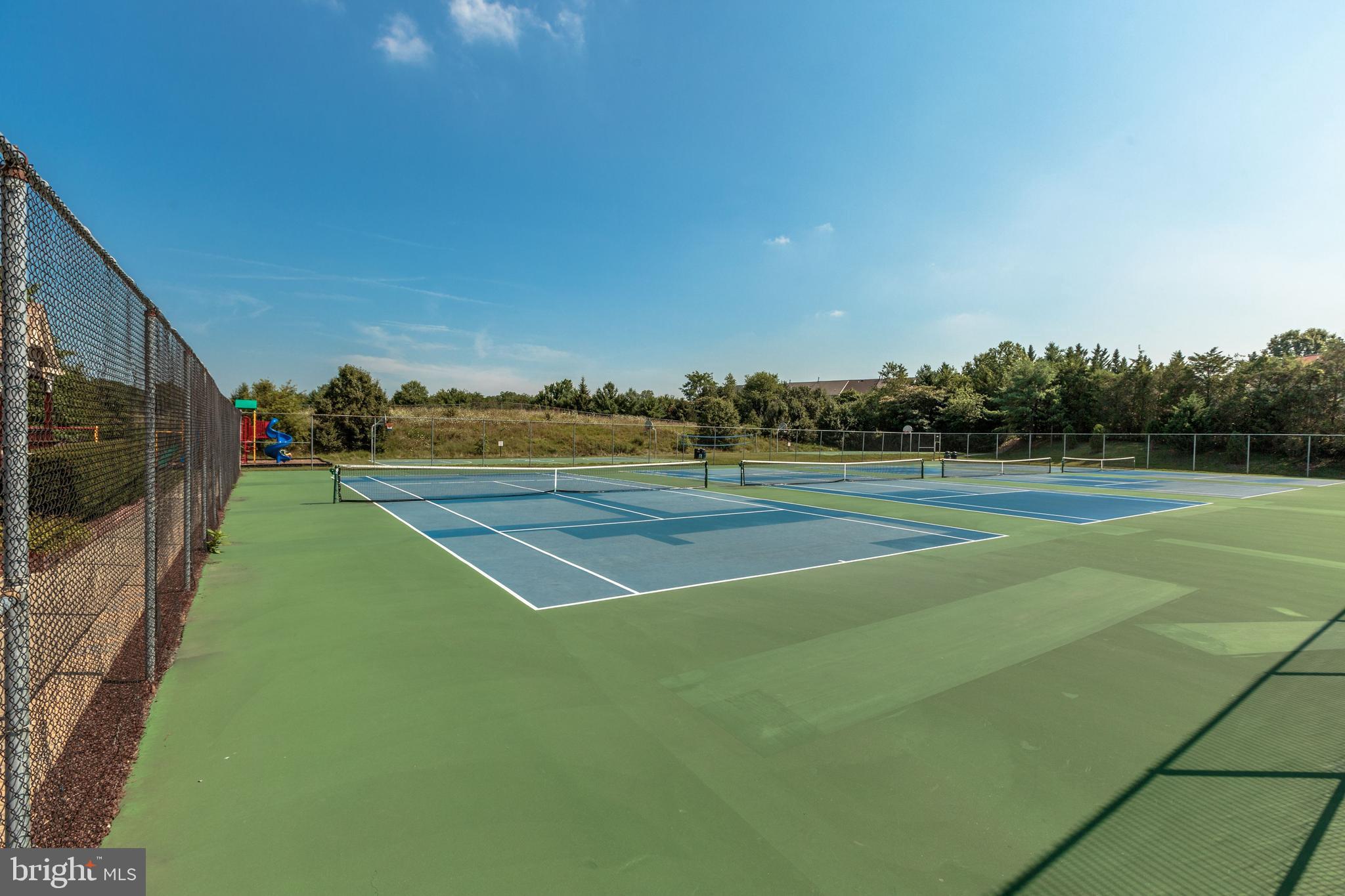 MANCHESTER LAKES - Residential