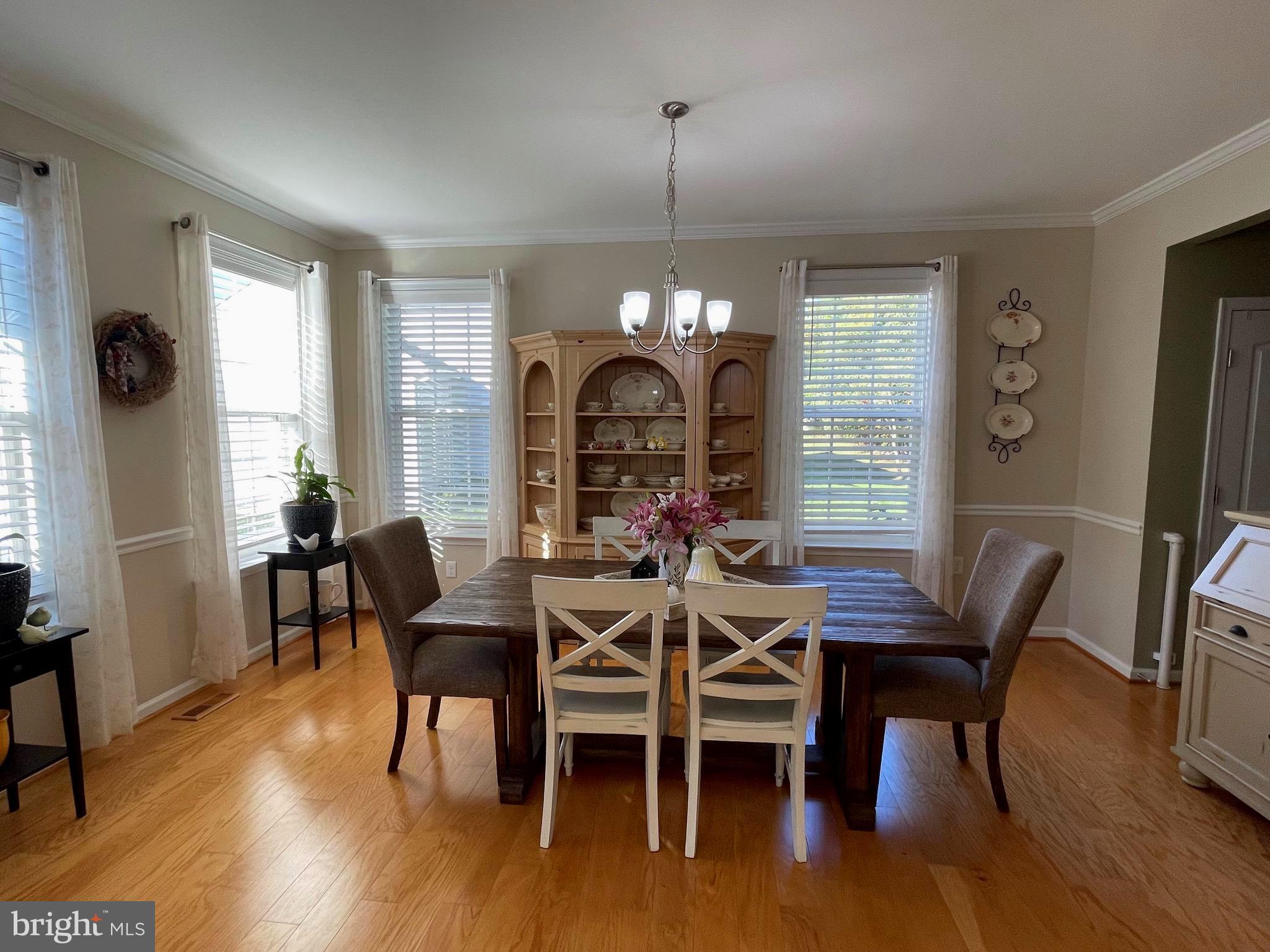 ARCHERS ROCK - Residential