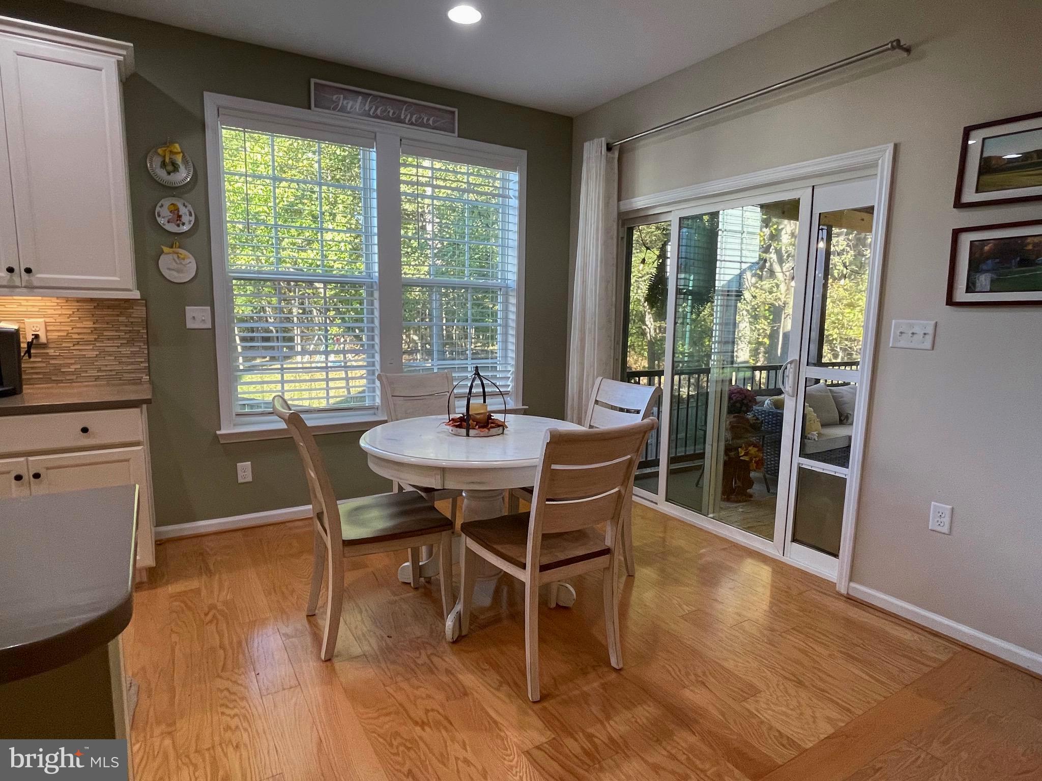 ARCHERS ROCK - Residential