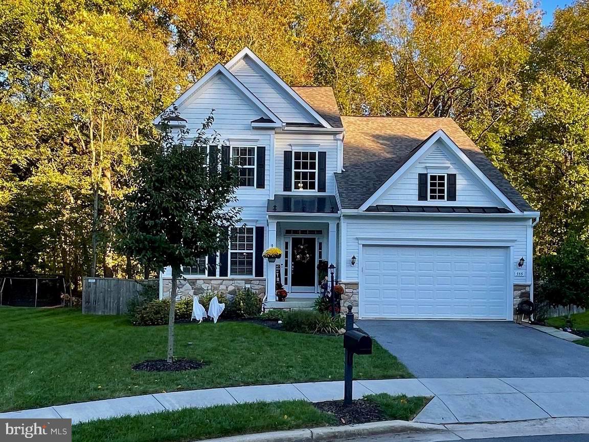 ARCHERS ROCK - Residential