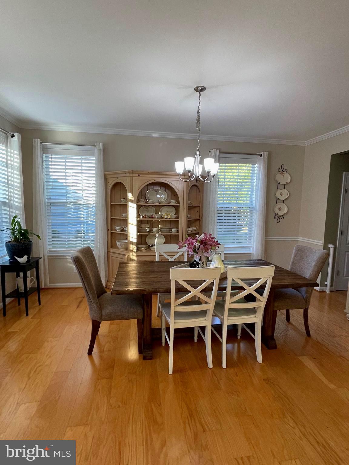 ARCHERS ROCK - Residential