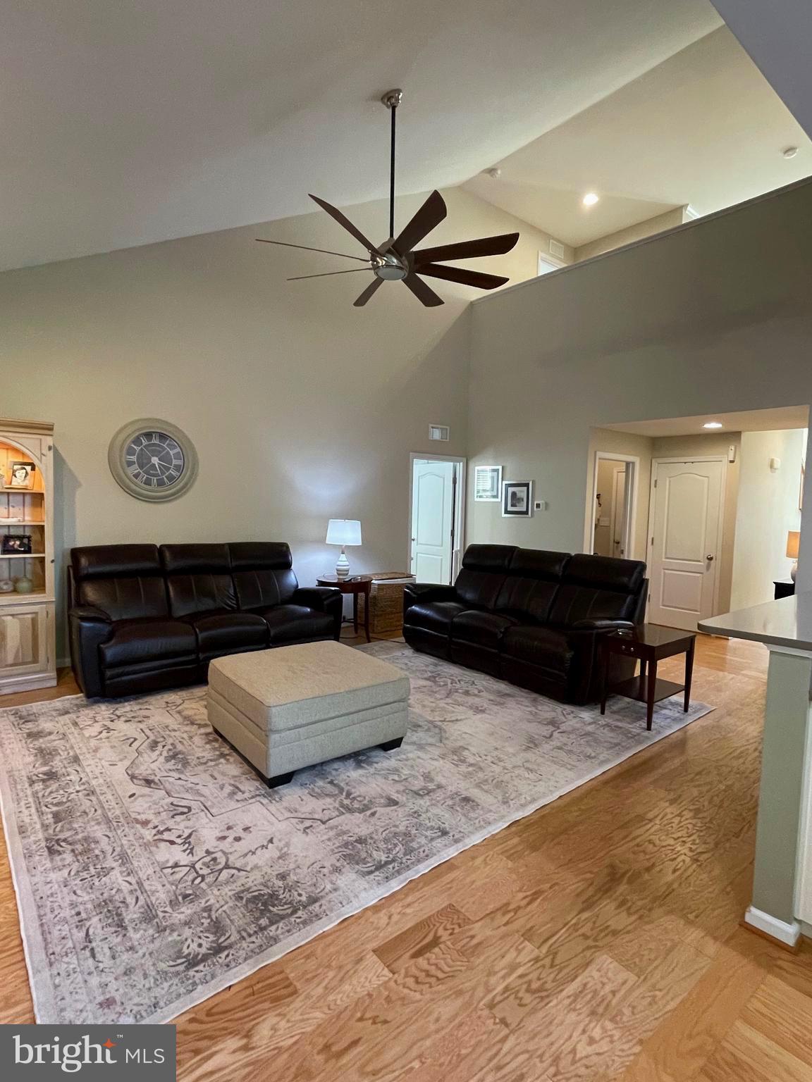 ARCHERS ROCK - Residential