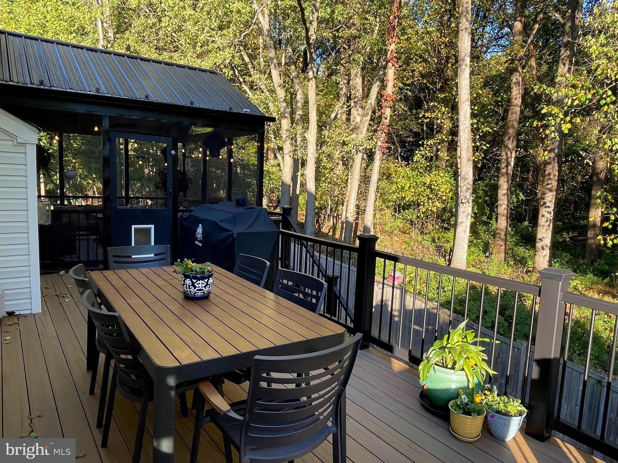 ARCHERS ROCK - Residential