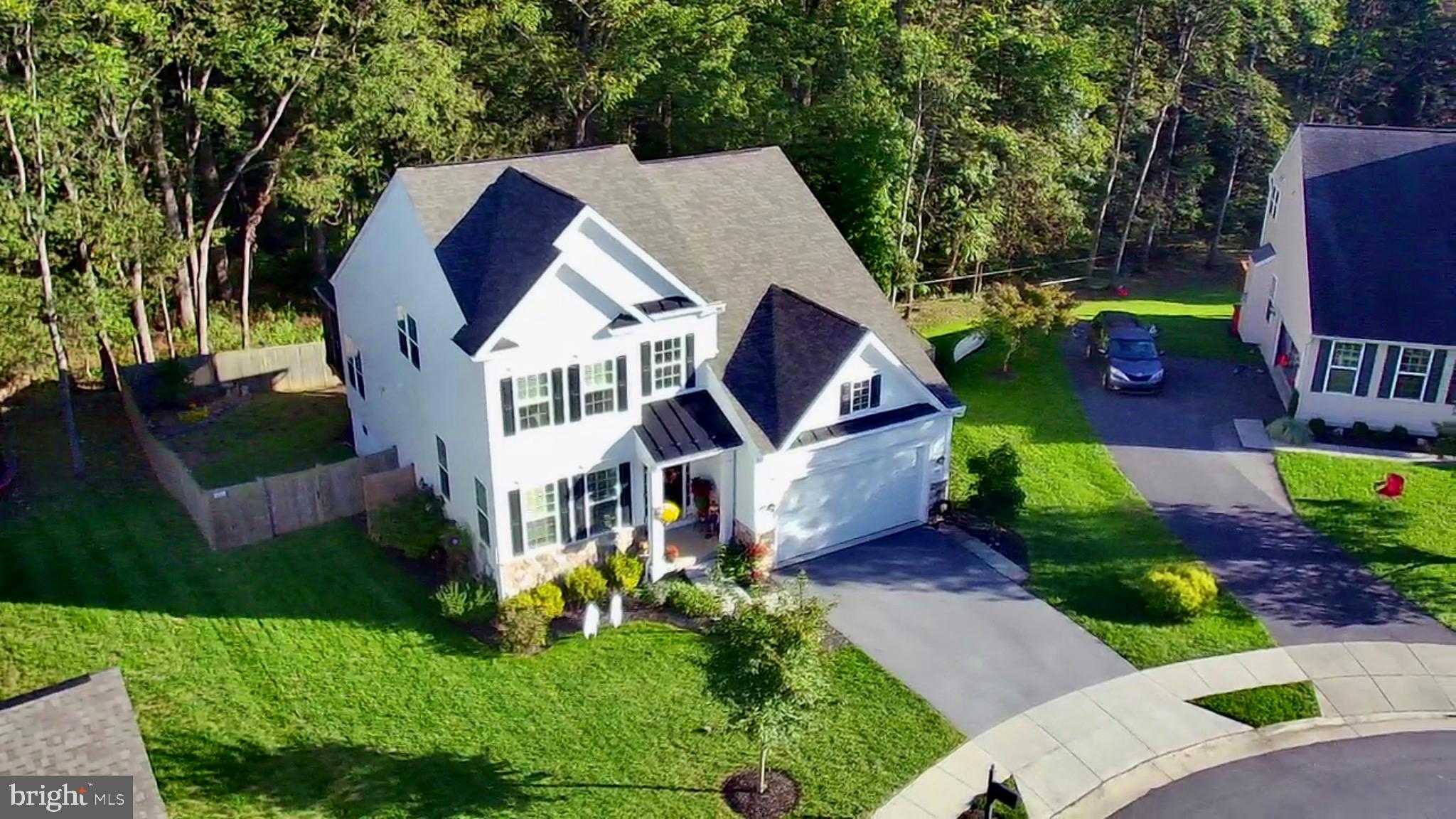 ARCHERS ROCK - Residential