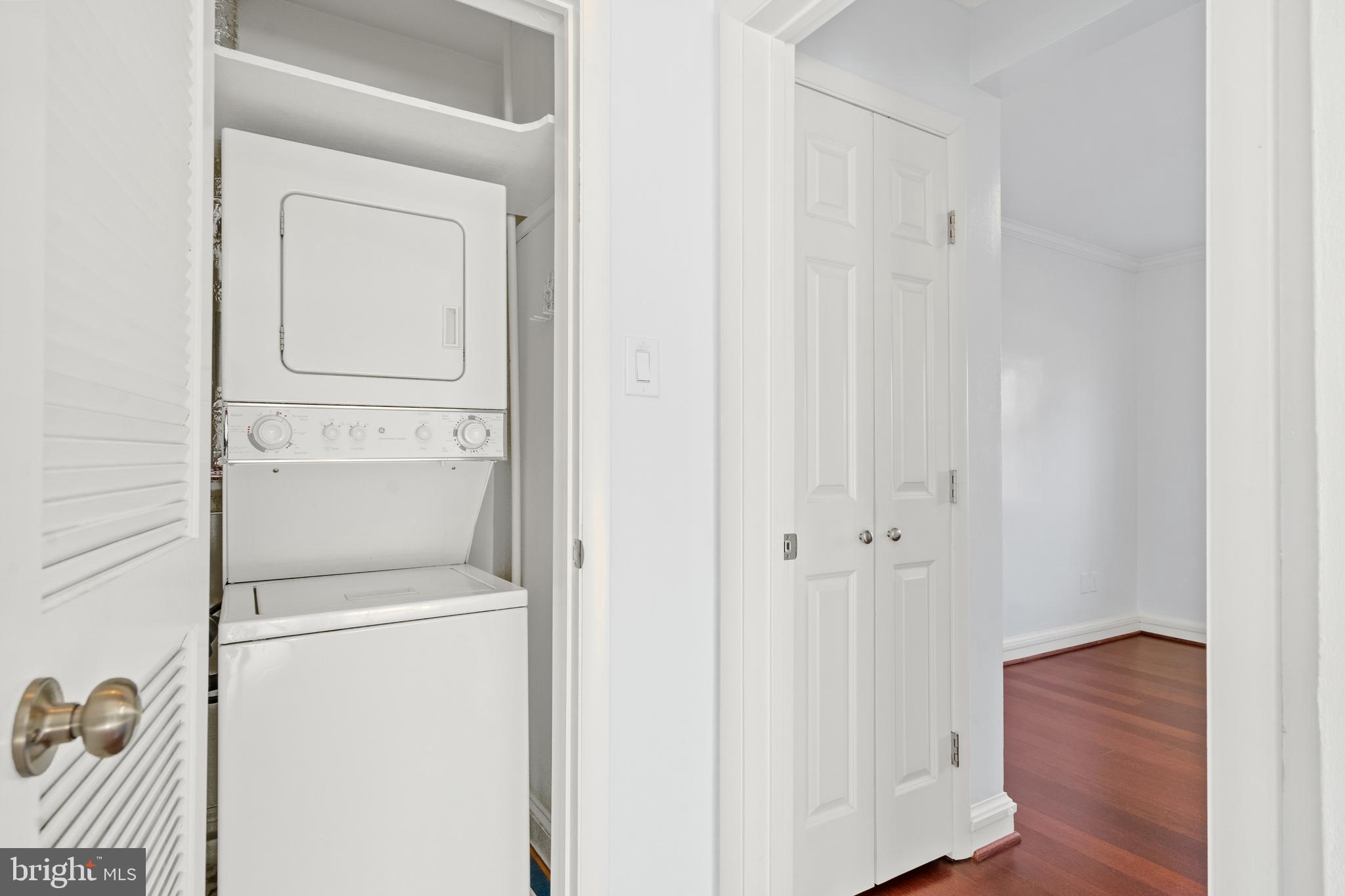 POTOWMACK CROSSING - Residential Lease