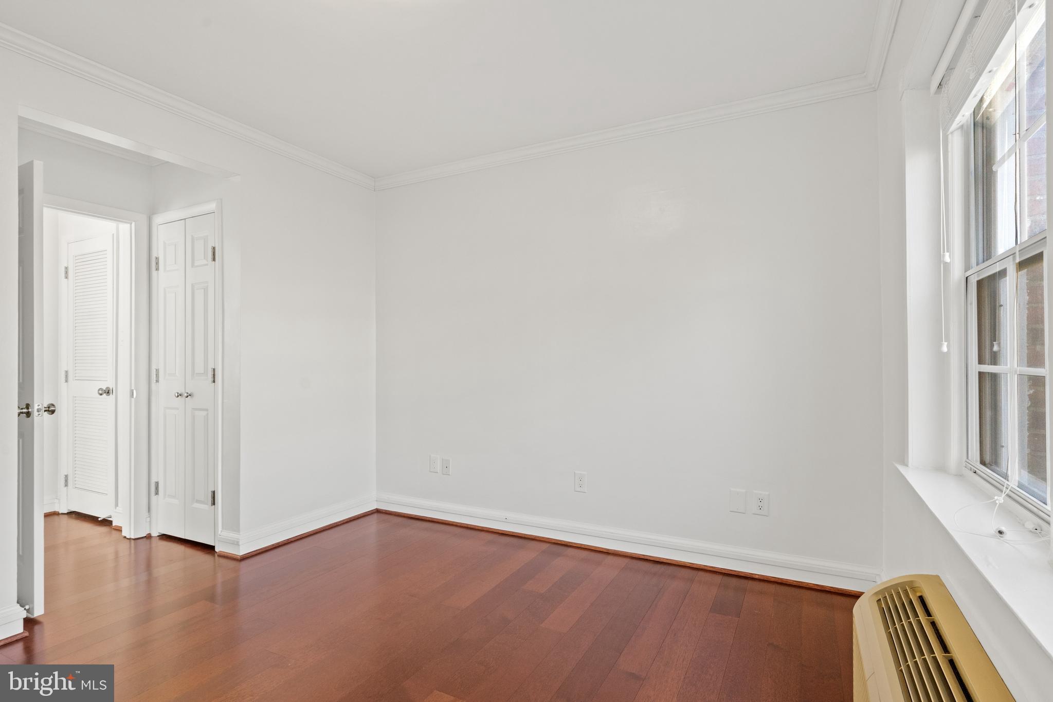 POTOWMACK CROSSING - Residential Lease