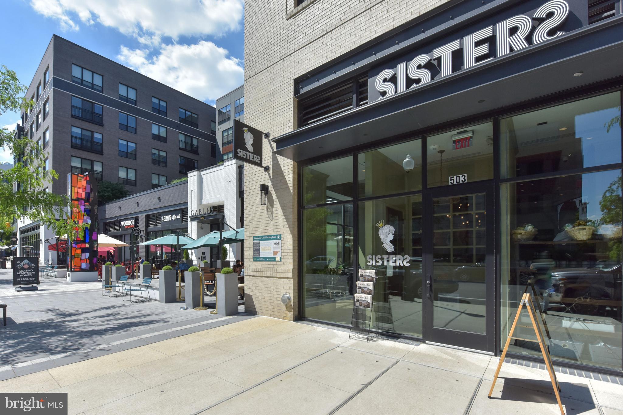 POTOWMACK CROSSING - Residential Lease