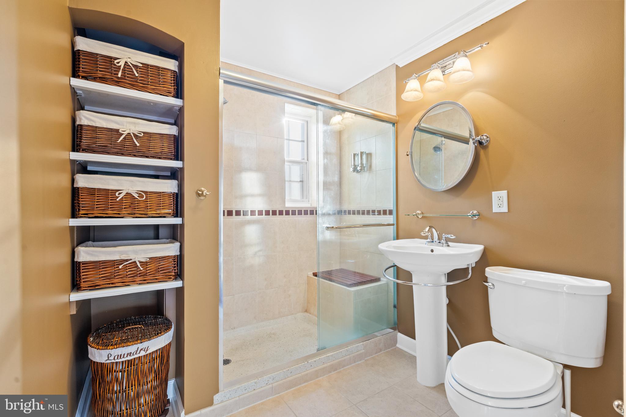 POTOWMACK CROSSING - Residential Lease