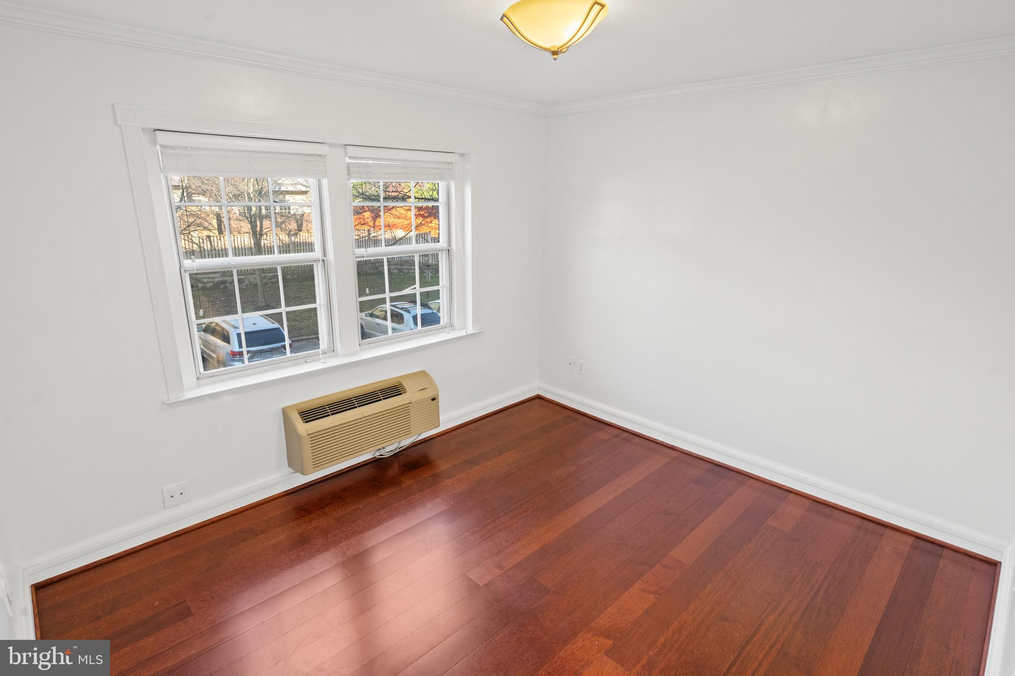 POTOWMACK CROSSING - Residential Lease