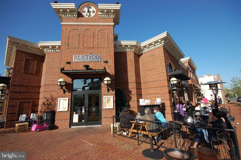 POTOWMACK CROSSING - Residential Lease