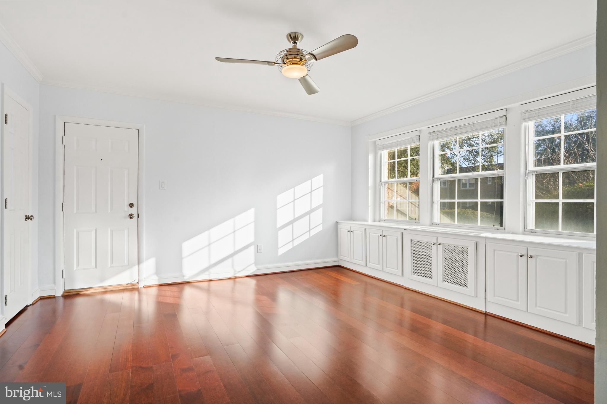 POTOWMACK CROSSING - Residential Lease