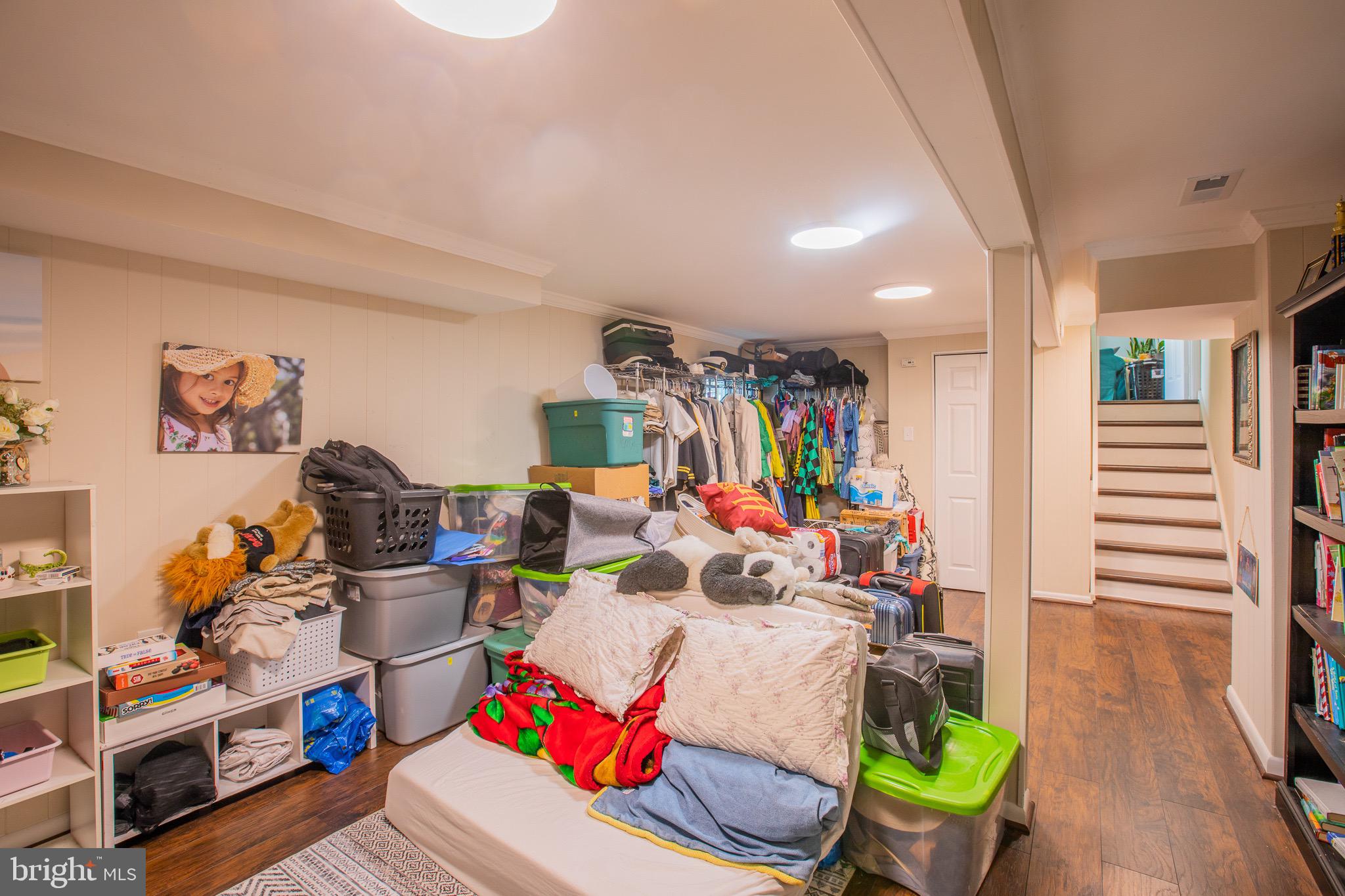 ROCKVILLE - Residential Lease