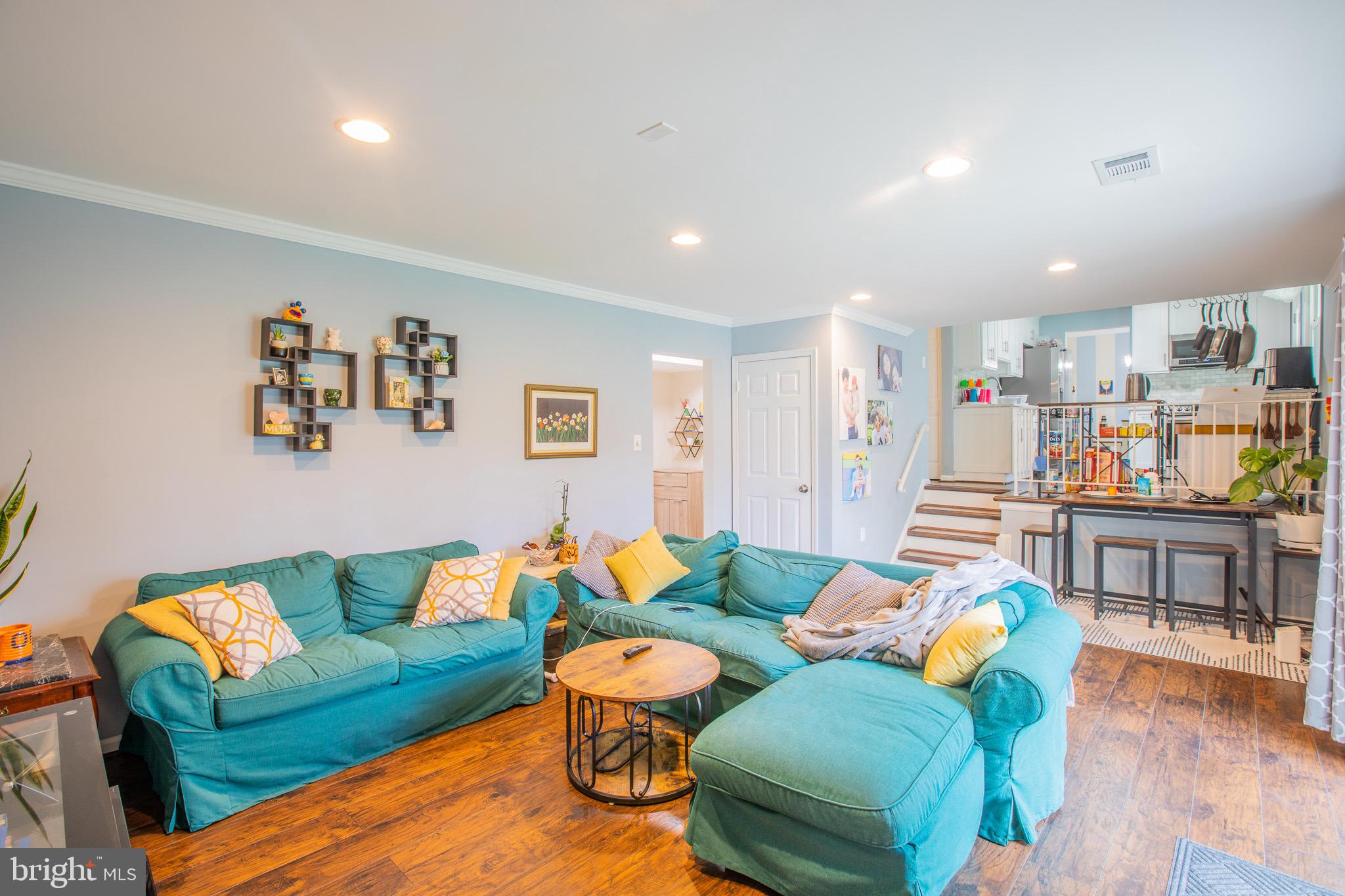 ROCKVILLE - Residential Lease