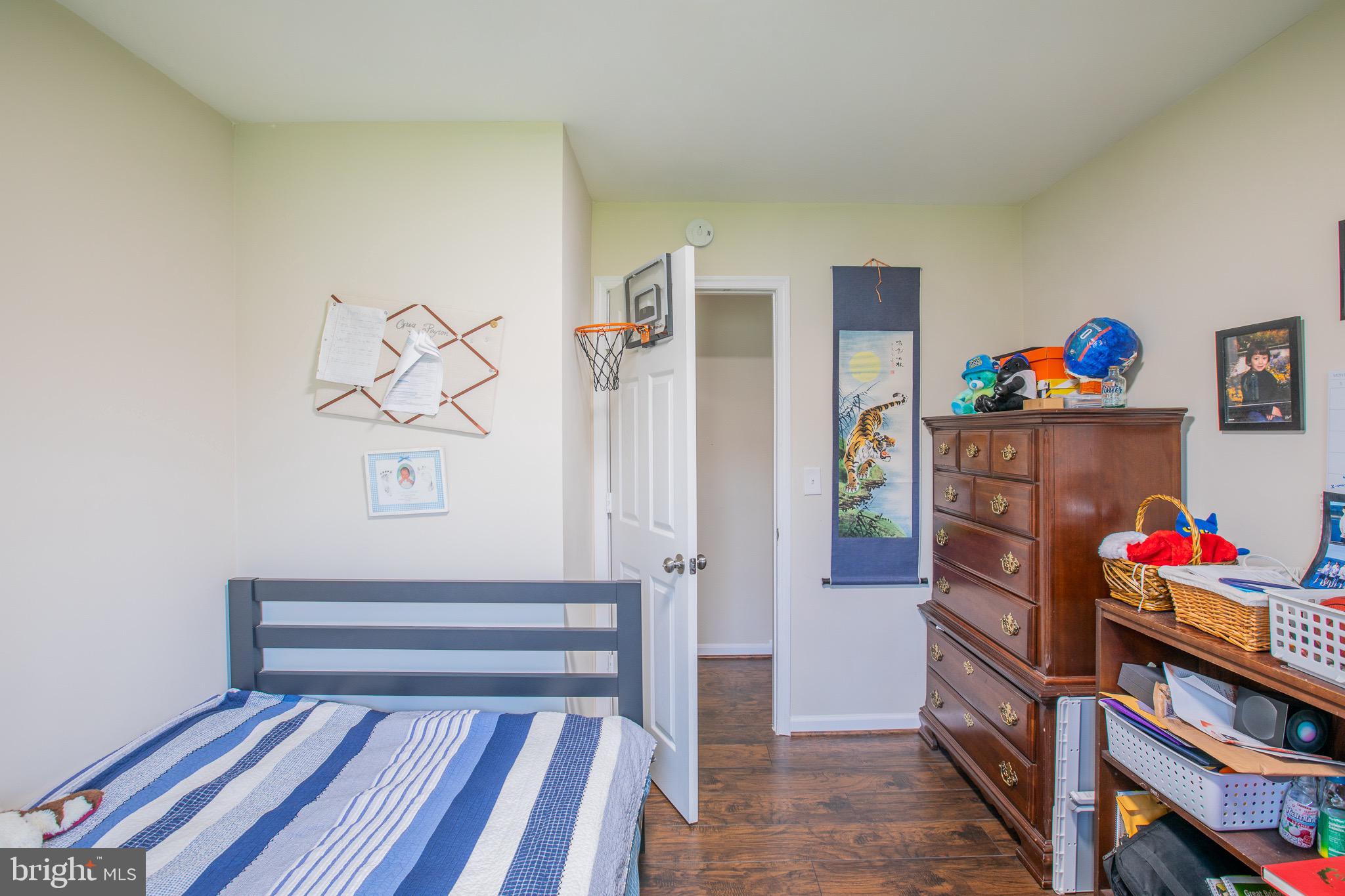 ROCKVILLE - Residential Lease