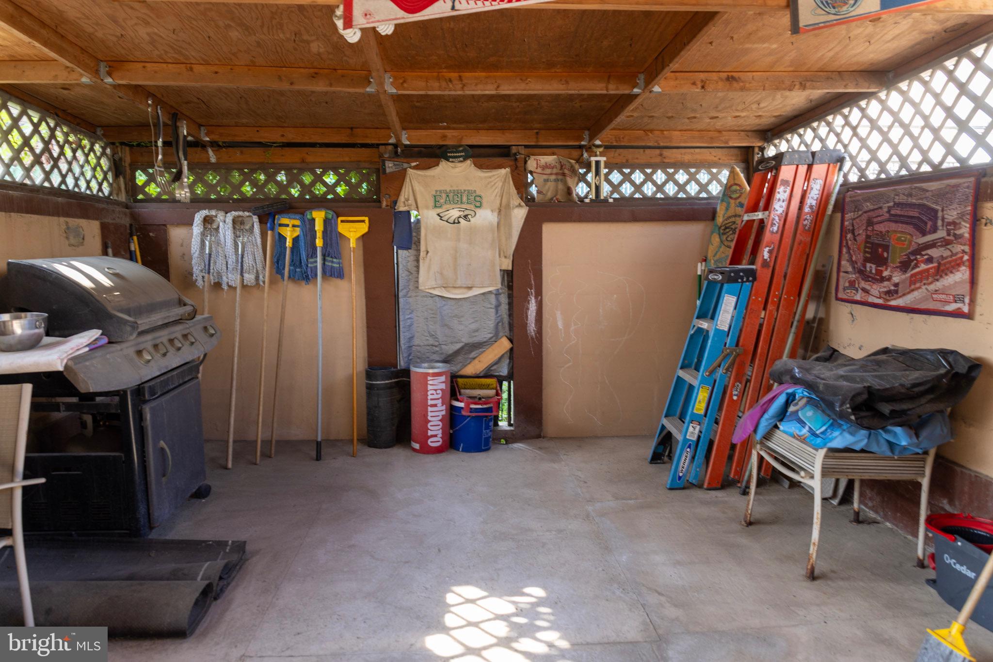 PORT RICHMOND - Residential