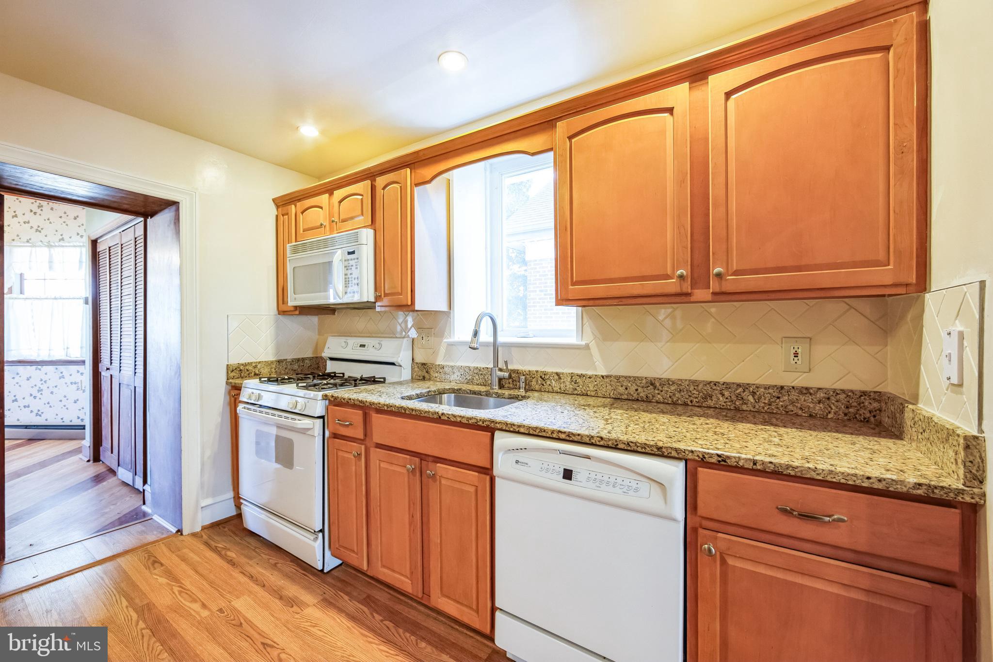 ROXBOROUGH - Residential