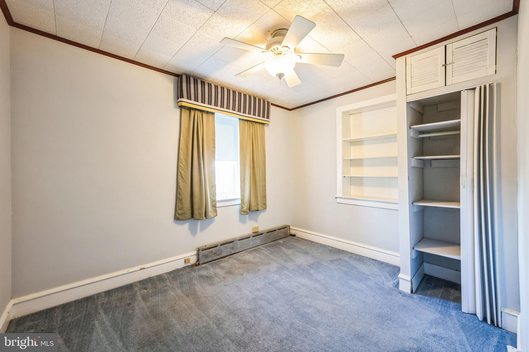 ROXBOROUGH - Residential