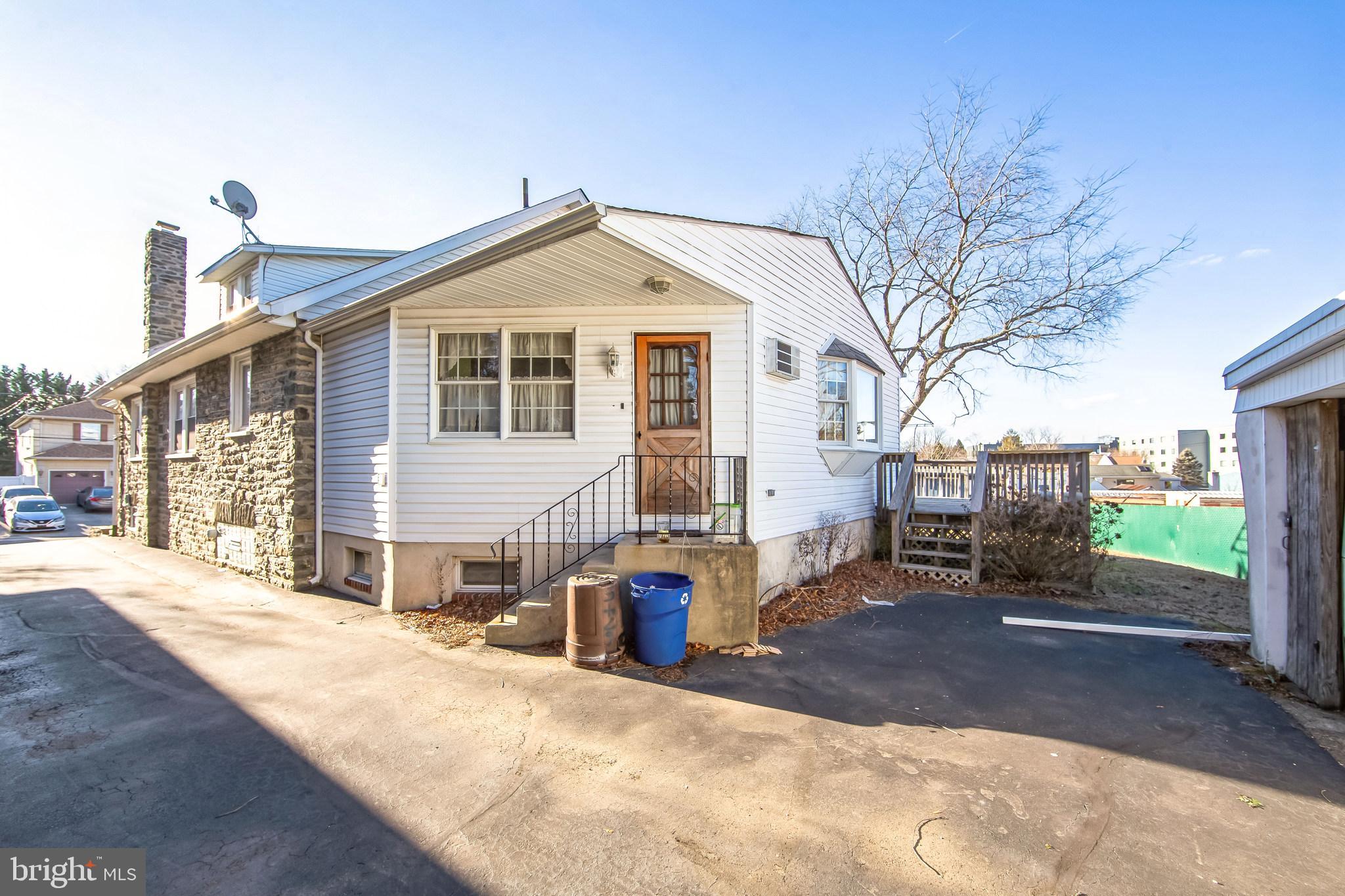 ROXBOROUGH - Residential